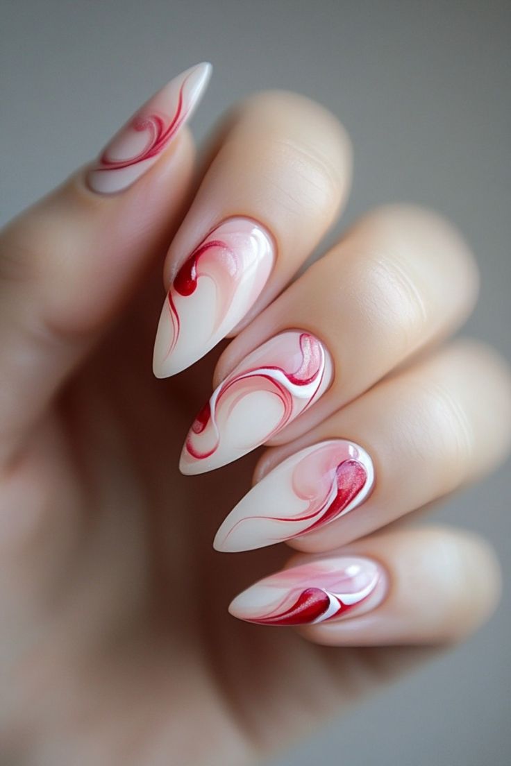 20+ Cute Valentine’s Nail Ideas